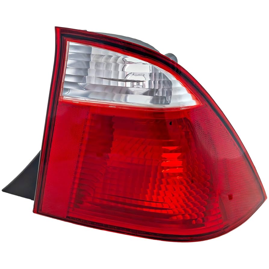 コアフォース　ライト Amazon.com: Go-Parts - Tail Light for Ford Focus Sedan 2005